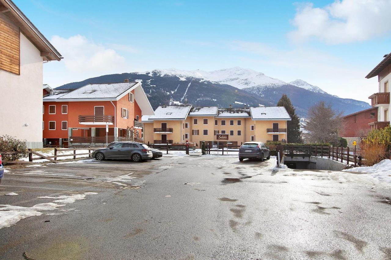Condominio Solena Bormio Bagian luar foto