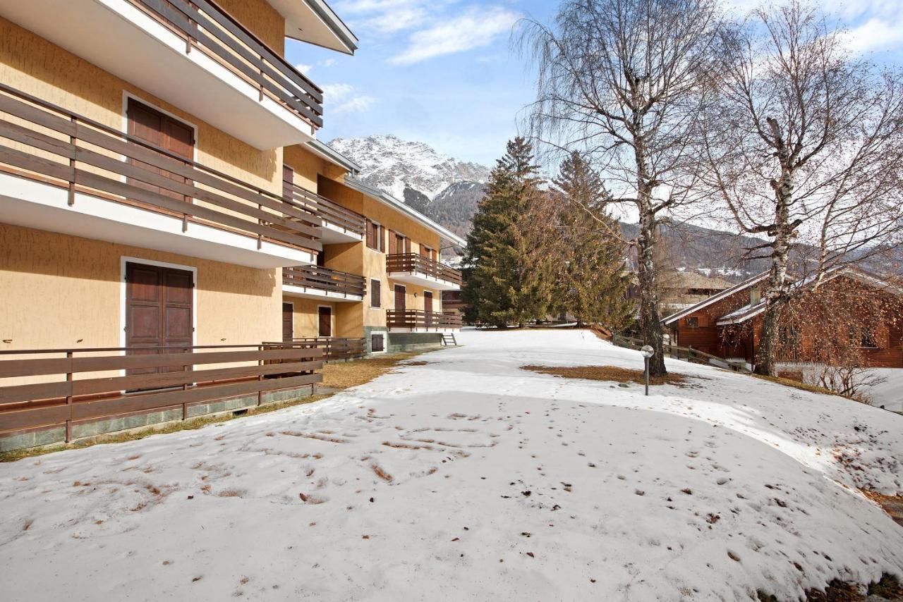 Condominio Solena Bormio Bagian luar foto